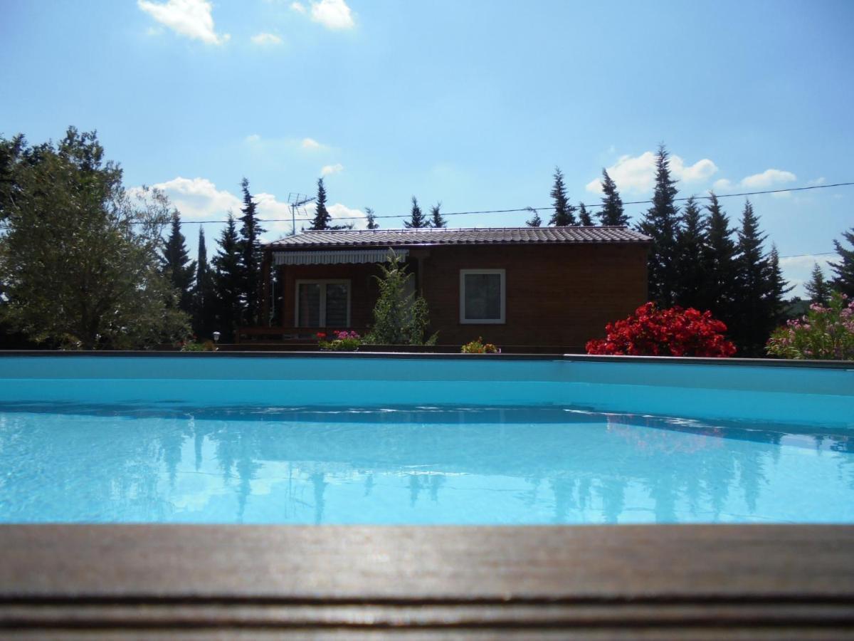Chalet 4 Personnes Montolieu Εξωτερικό φωτογραφία